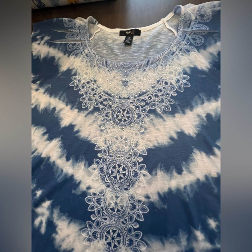 Women's Blue Tie-Dye Top - Picture 4 of 9
